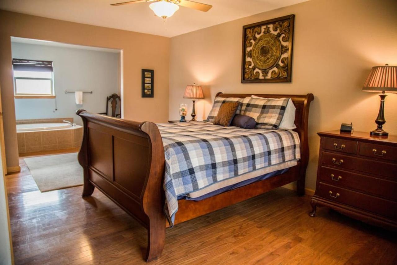 Twin Owls Lodge, Great For Families Master Bedroom, Loft, Full Kitchen, Dogs Ok Естес-Парк Екстер'єр фото